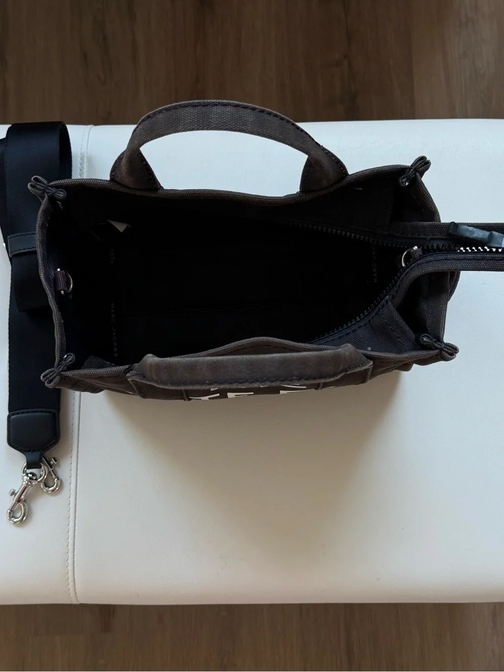 Genuine Marc Jacobs Canvas Tote Bag in black with White Logo